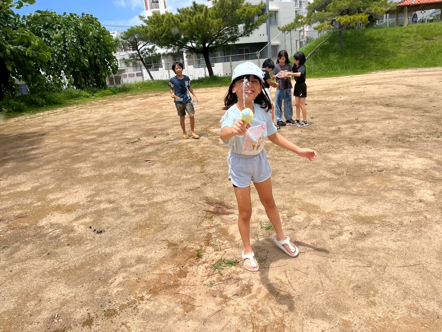 夏休みのイベント！💦🔫@laputa